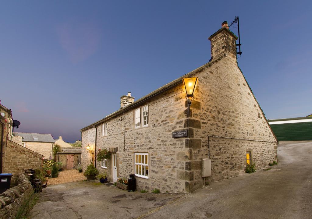 West End Cottage And Shippon Eyam Eksteriør billede